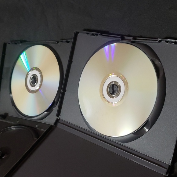 Multiple DVD's - Picture 7 of 10